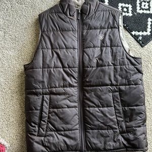 Ariat puffer vest.